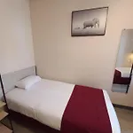 Отель Logis La Residence, Centre 2*