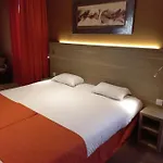 Отель Logis La Residence, Centre Коньяк