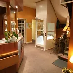 Logis La Residence, Centre Отель