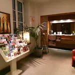Ξενοδοχείο Logis La Residence, Centre 2*