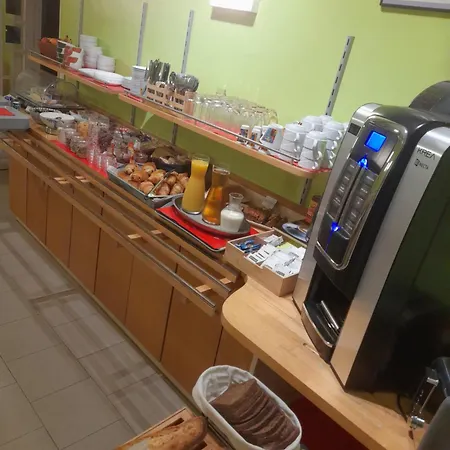 Logis La Residence, Centre