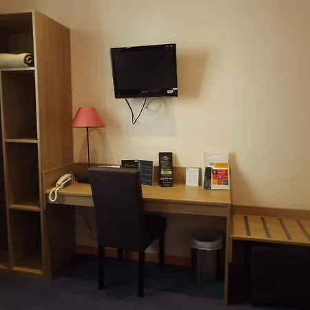 La Residence, Centre 2*