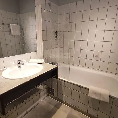 Logis La Residence, Centre 2*