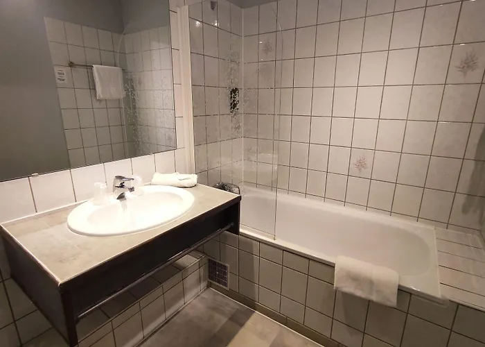 Logis Hotel La Residence, Cognac Centre 2*